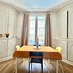 Apartment Beautiful 2 Bedroom In Downtown